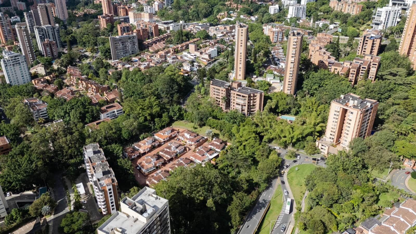 Vista aerea de la 34 con gonzalez en el poblado